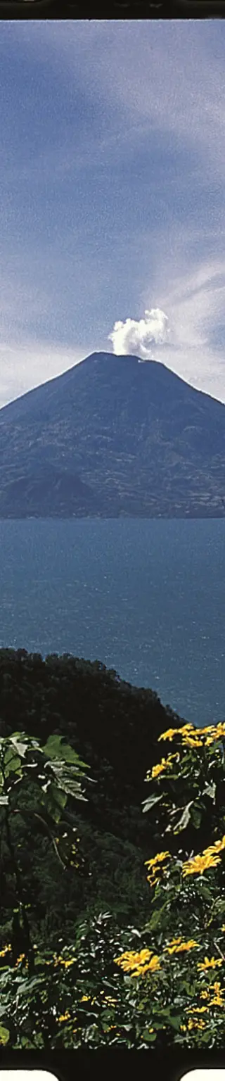 Sich bei einem Bootsausflug über den Atitlan-See verzaubern lassen